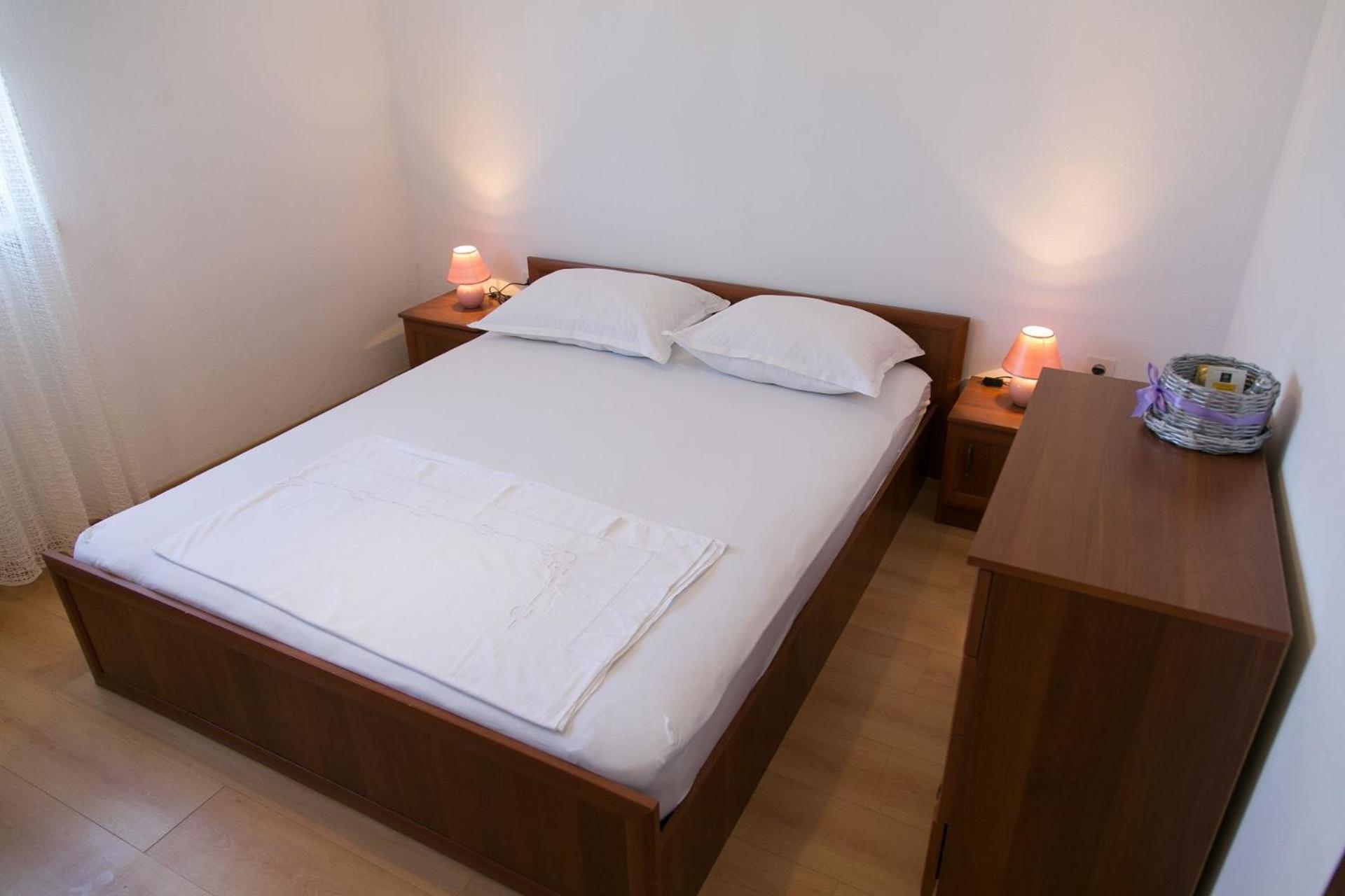 Apartments Ivica - 150M From Sea Трогир Экстерьер фото