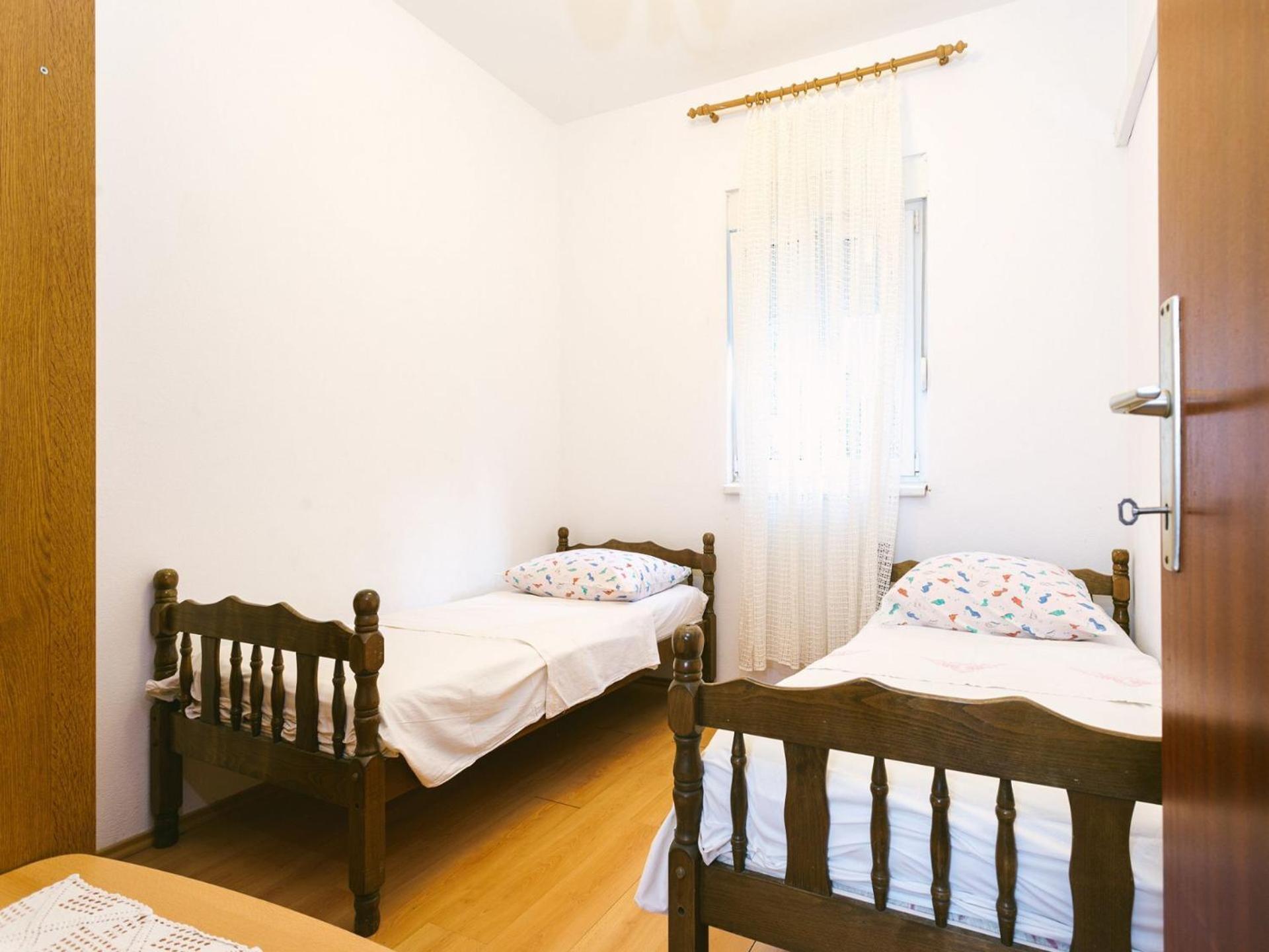 Apartments Ivica - 150M From Sea Трогир Экстерьер фото